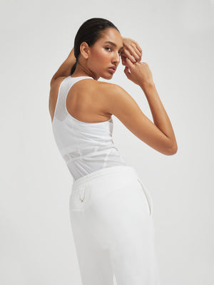WHITE COMFORT
